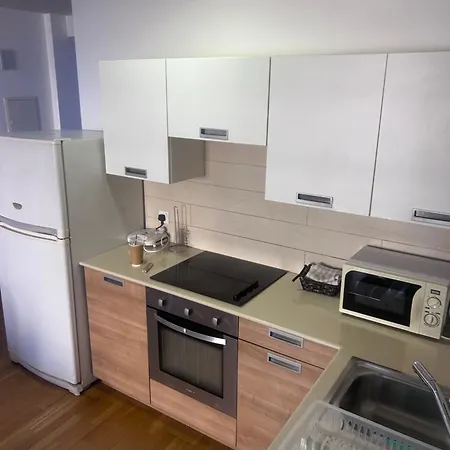 Apartament Ithaki Phinikoudes No. 106
