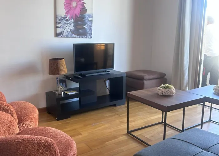 Ithaki Phinikoudes No. 106 Apartment