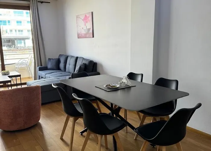 Ithaki Phinikoudes No. 106 Apartment *