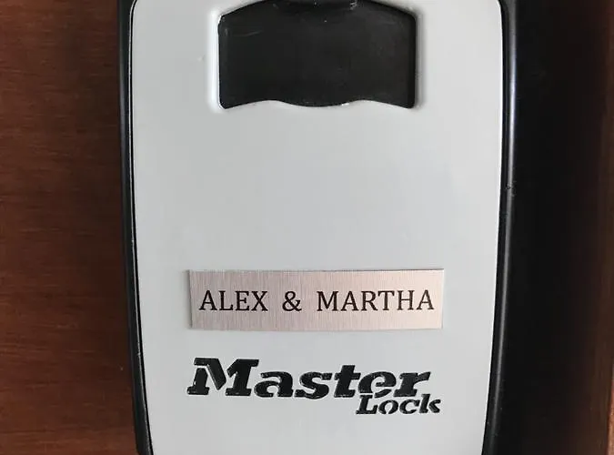 Ithaki Phinikoudes No. 106 Apartment Larnaca